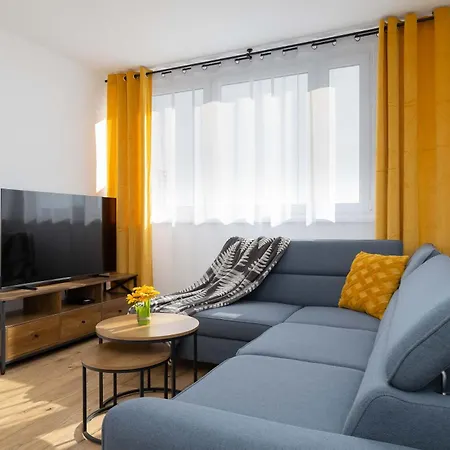 Lägenhet Cozy Air-conditioned In By Renters Warszawa