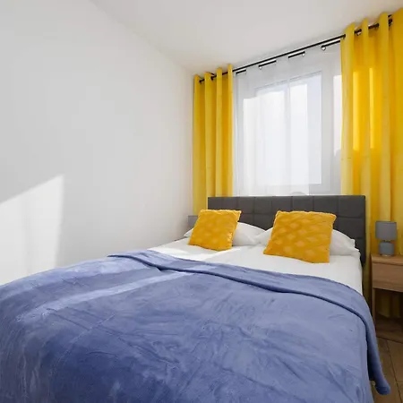 Cozy Air-conditioned In By Renters * Warszawa